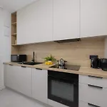 Lejlighed Cosy Air-conditioned With Parking In The Garage By Renters Prestige *